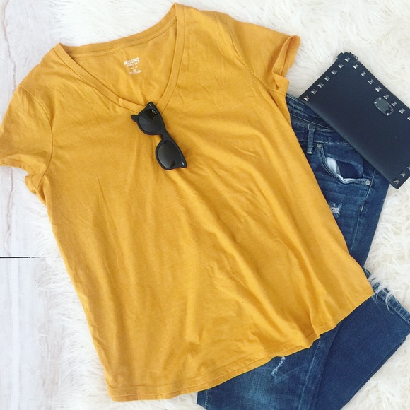 Mossimo Supply Co. Tops - V-Neck T-Shirt